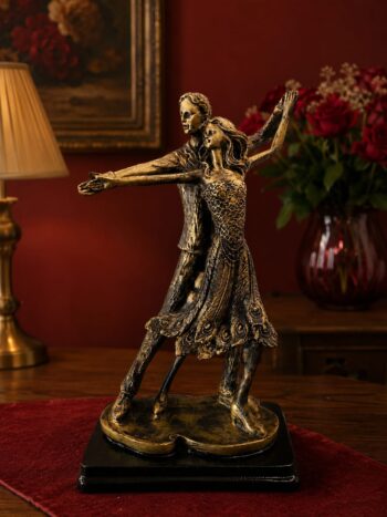 Resin Dancing Couple Showpiece